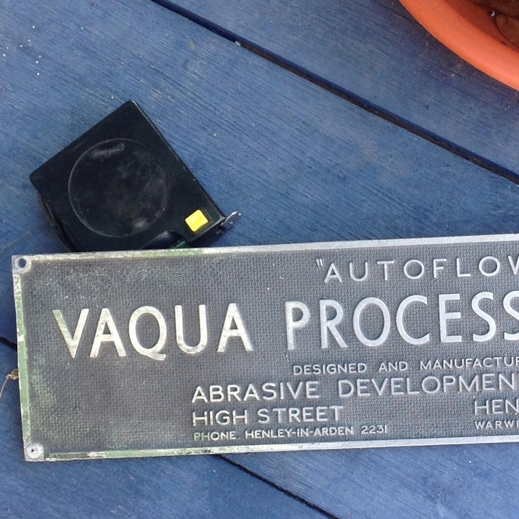 TARGHETTA INDUSTRIALE VINTAGE "VAQUA PROCESSING UNIT" - ENGLAND, ALLUMINIO ANNI '60