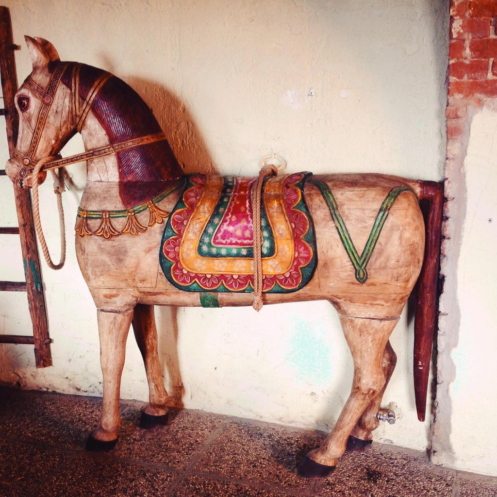 CAVALLO IN LEGNO DIPINTO A MANO