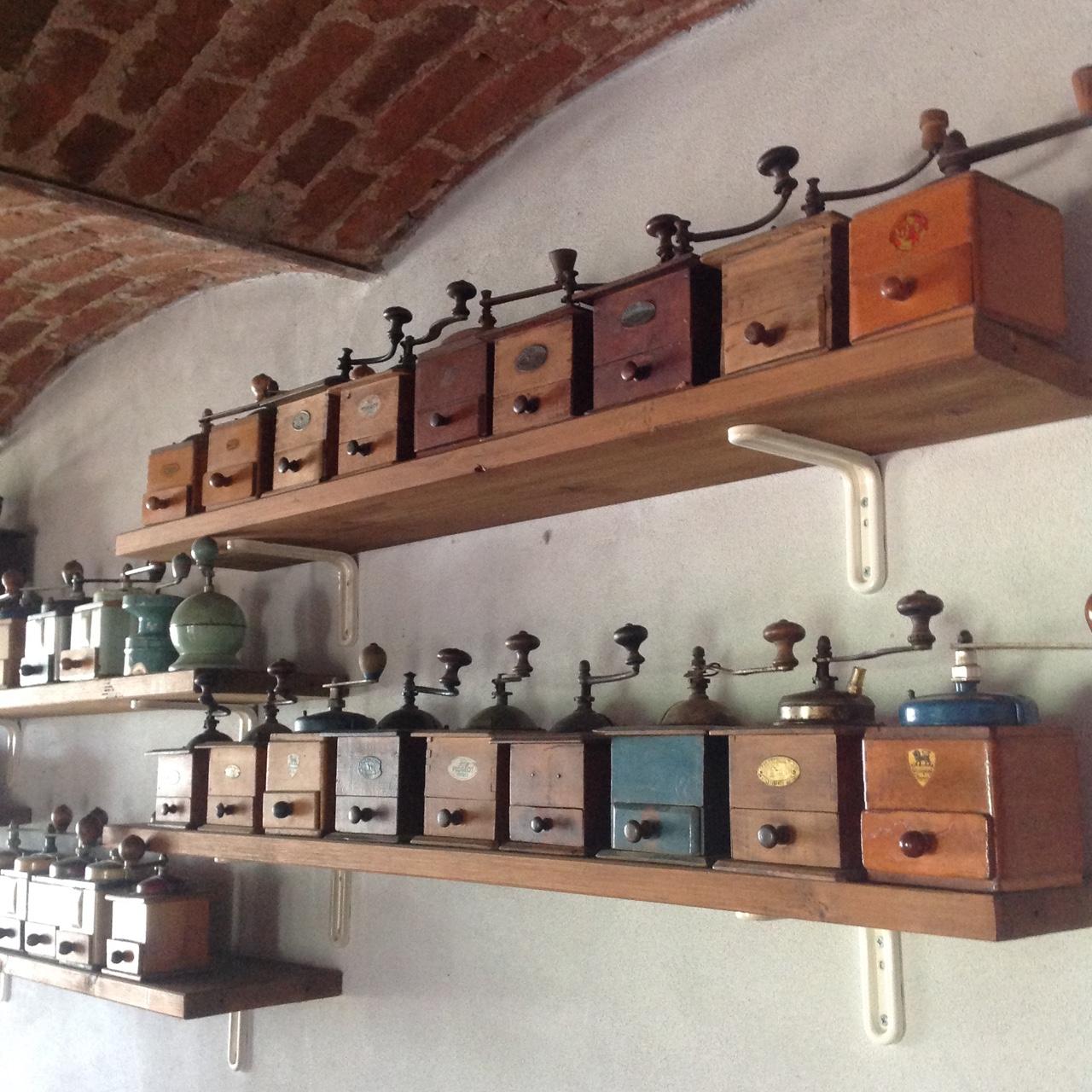 MACINA CAFFE' VINTAGE IN LEGNO