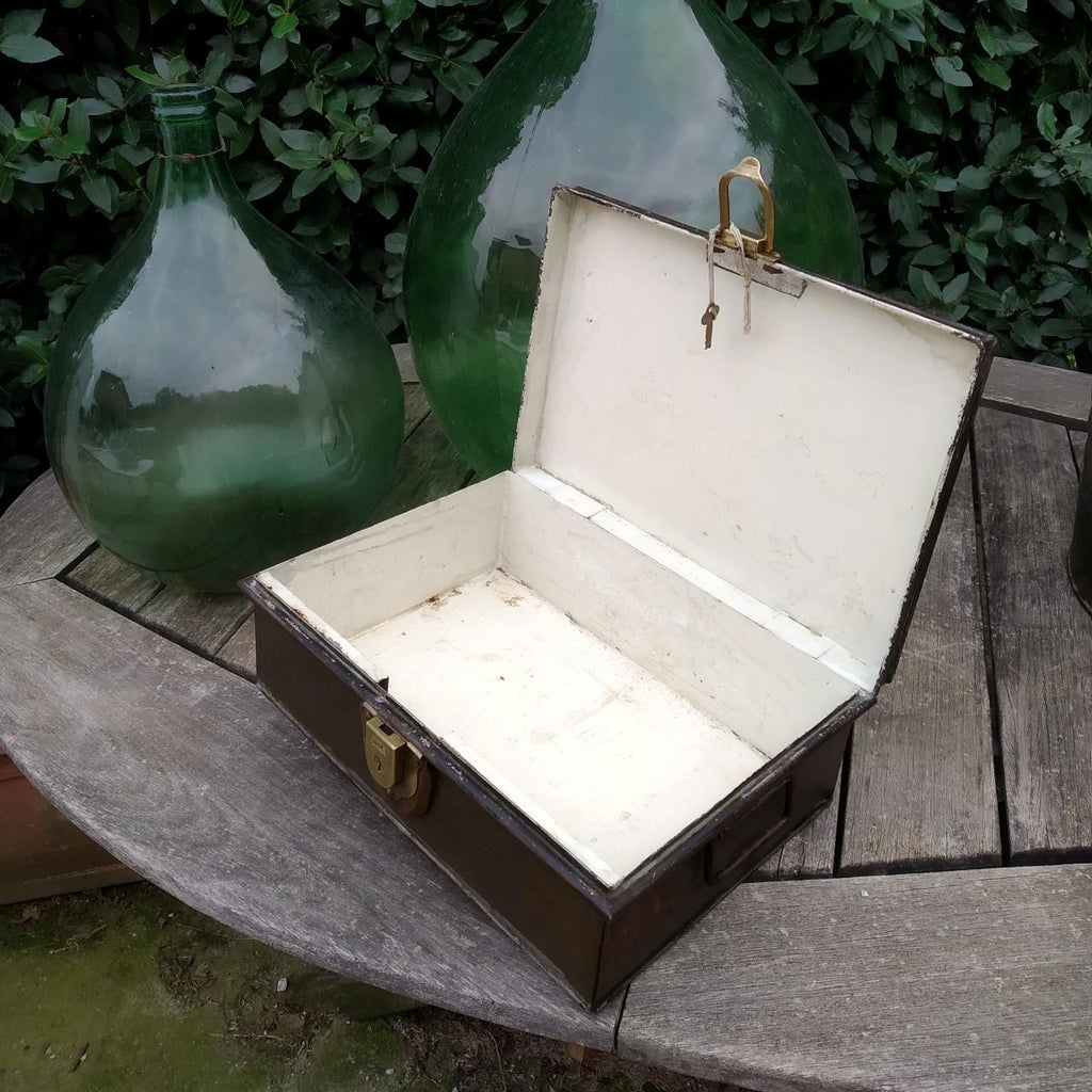 CASSETTA VINTAGE IN METALLO CON SERRATURA YALE ANNI '50/'60