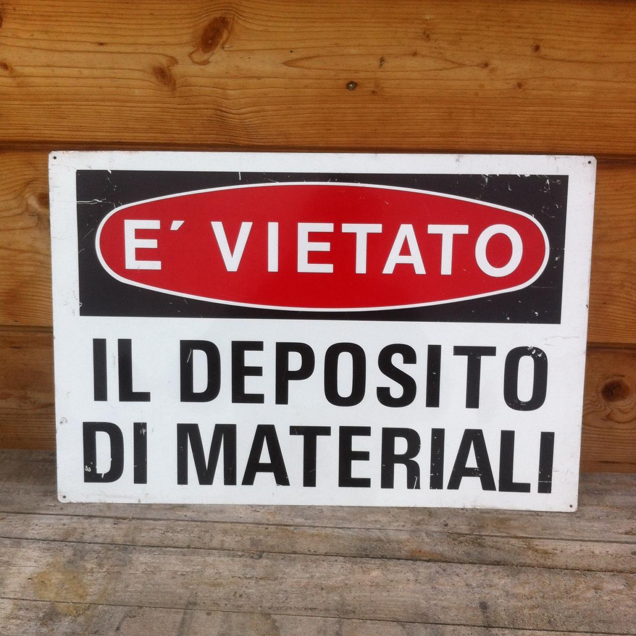 CARTELLO VINTAGE INDUSTRIALE